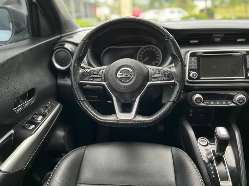 NISSAN - KICKS - 2020/2021 - Branca - R$ 102.900,00