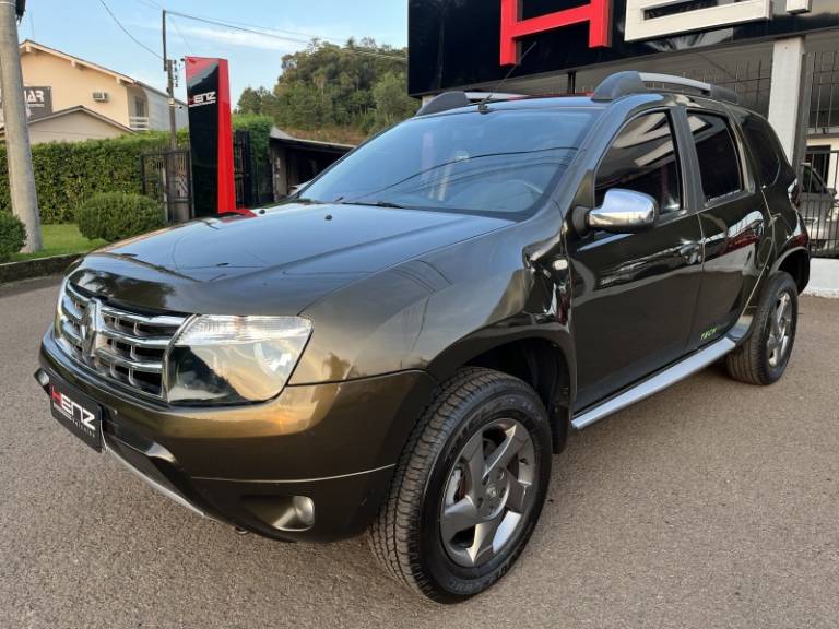 RENAULT - DUSTER - 2014/2014 - Verde - Sob Consulta