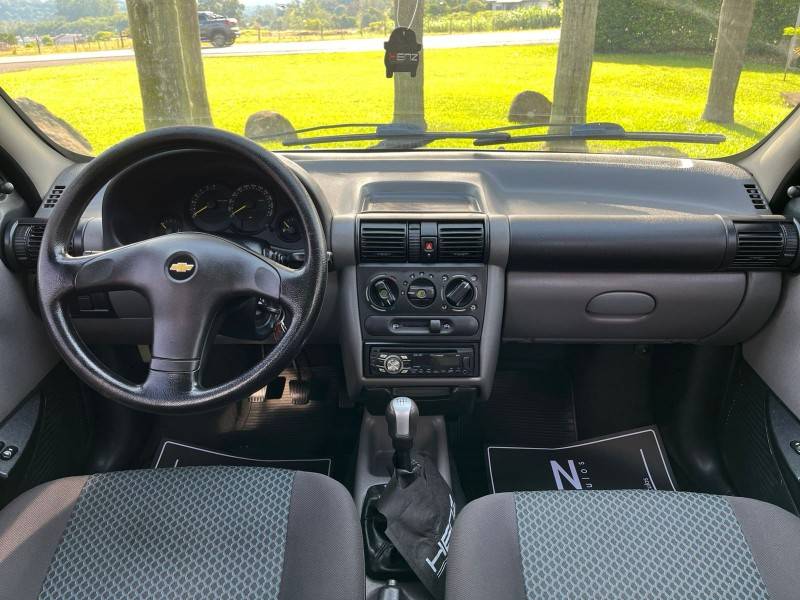 CHEVROLET - CLASSIC - 2011/2012 - Bege - Sob Consulta