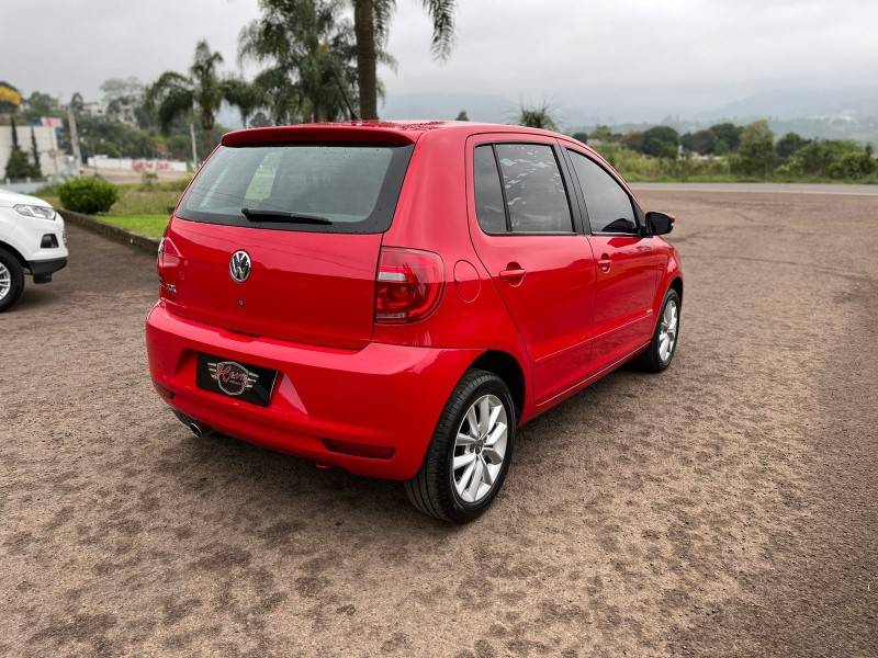 VOLKSWAGEN - FOX - 2014/2014 - Vermelha - R$ 44.900,00