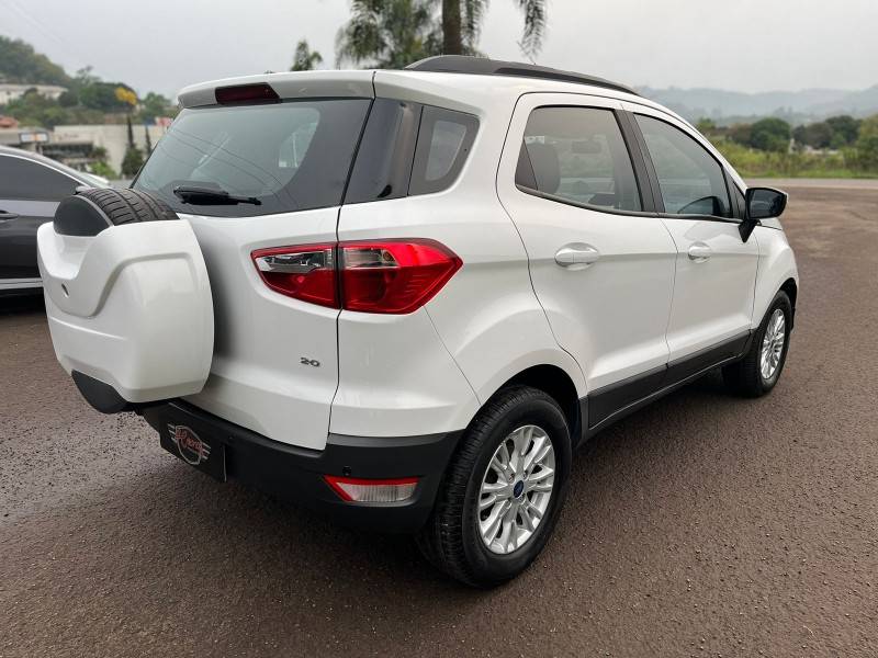 FORD - ECOSPORT - 2014/2015 - Branca - R$ 58.900,00