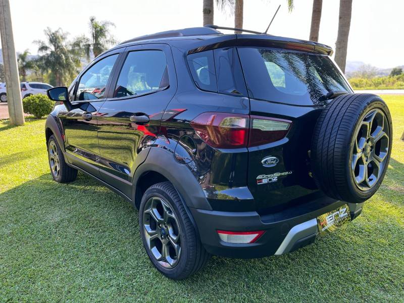 FORD - ECOSPORT - 2019/2020 - Preta - R$ 85.900,00