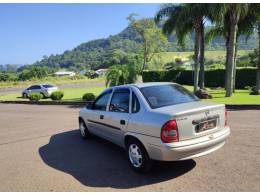 CHEVROLET - CORSA - 2004/2005 - Bege - R$ 25.900,00