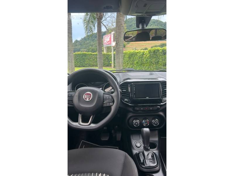 FIAT - TORO - 2020/2020 - Vermelha - Sob Consulta