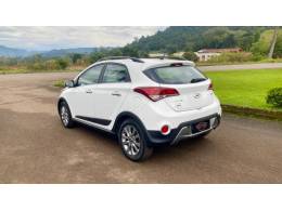 HYUNDAI - HB20X - 2015/2016 - Branca - R$ 67.900,00