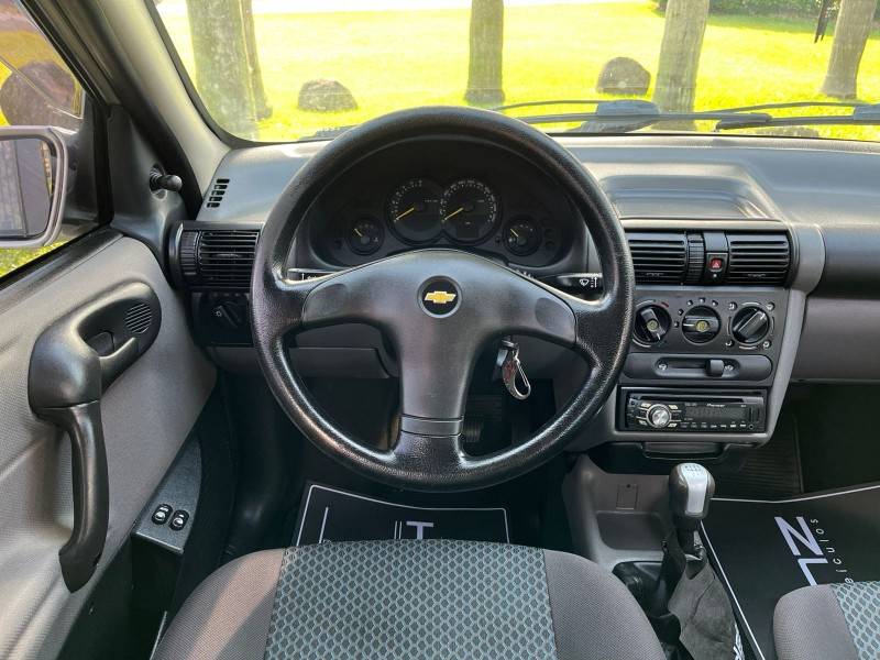 CHEVROLET - CLASSIC - 2011/2012 - Bege - Sob Consulta