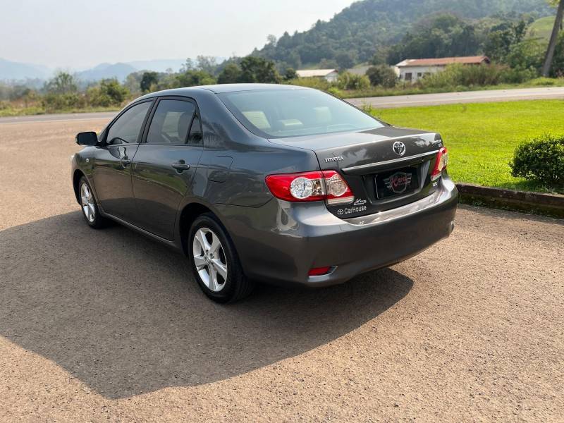 TOYOTA - COROLLA - 2012/2012 - Cinza - R$ 69.900,00