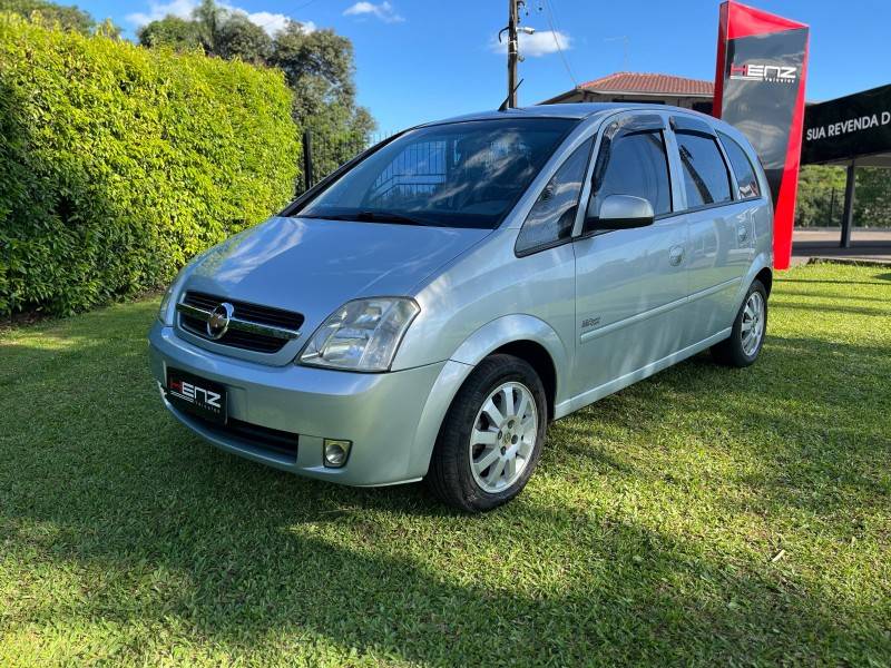 CHEVROLET - MERIVA - 2008/2008 - Prata - R$ 31.900,00