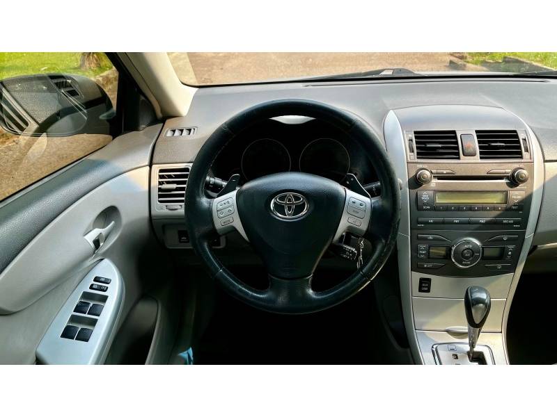 TOYOTA - COROLLA - 2012/2012 - Cinza - R$ 69.900,00